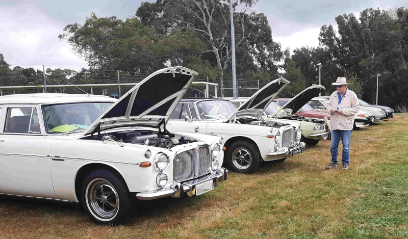WA National Rove 2026 - a line of P5s